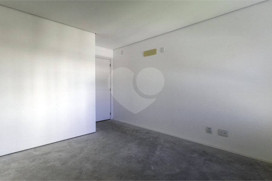 Apartamento à venda com 4 quartos, sendo 3 suítes, em Perdizes, São Paulo, SP