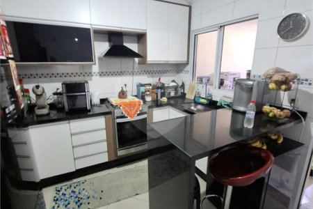 Sobrado à venda com 2 quartos em Interlagos, São Paulo, SP