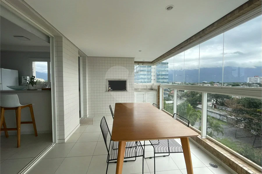 Apartamento à venda com 2 suítes no Centro, Bertioga, SP
