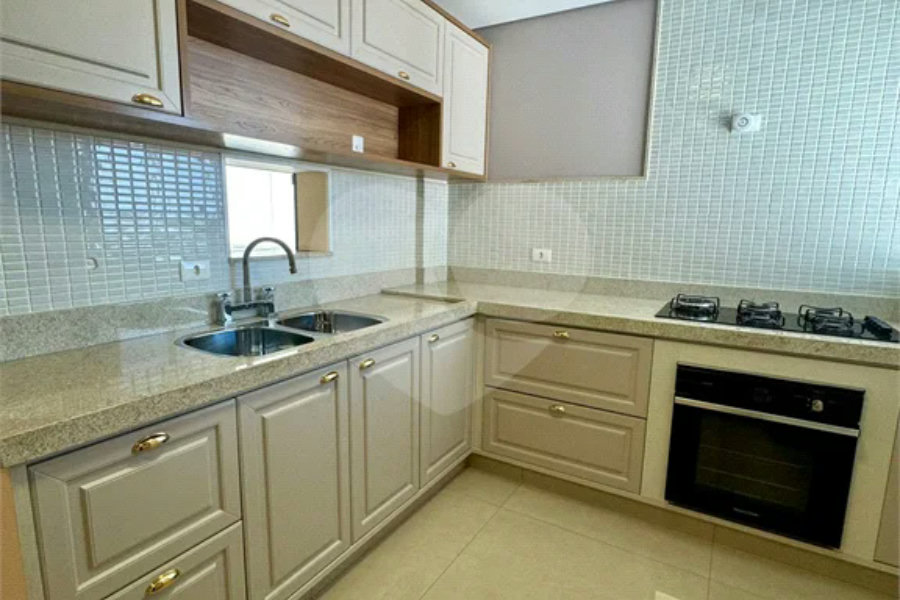 Apartamento no Edifício Bellagio, com 3 dormitórios, sol da manha e na modalidade porteira fechada.
