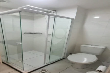 Studio Mobiliado no Alto do Ipiranga – Andar Alto e Vaga para Moto