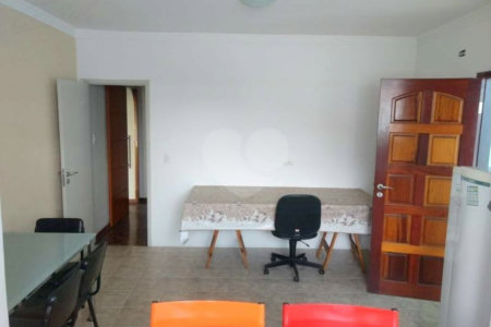 Casa à venda com 3 quartos, sendo 1 suíte,  em Jardim Rosa Maria, São Paulo, SP