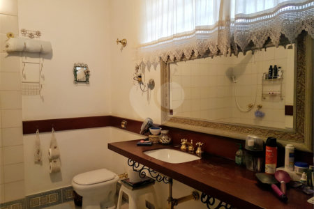 Sobrado à venda com 3 quartos, sendo 1 suíte, em Brooklin Velho, São Paulo, SP