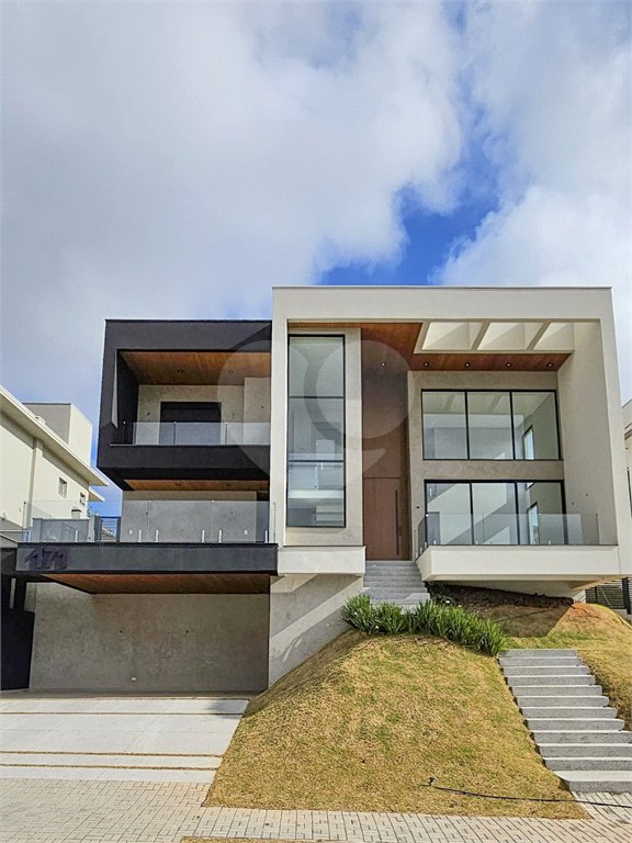 Casa à venda com 4 suítes no condomínio Reserva do Paratehy, São José dos Campos - SP