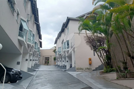 Casa à venda ou para alugar com 3 quartos, sendo 1 suíte, no condomínio Reserva dos Pássaros, São Paulo - SP