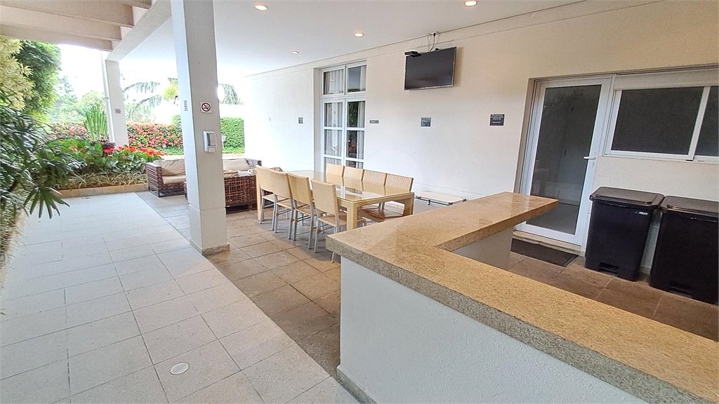 Apartamento à venda ou para alugar com 1 suíte em Vila Cordeiro, São Paulo, SP