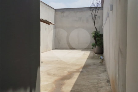 Casa Térrea à venda com 1 quarto em Vila Nivi, São Paulo, SP