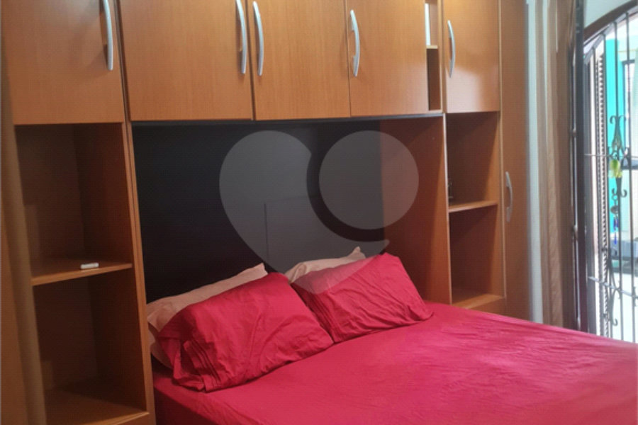 Sobrado à venda com 4 quartos, sendo 1 suíte,  em Vila Prudente, São Paulo, SP