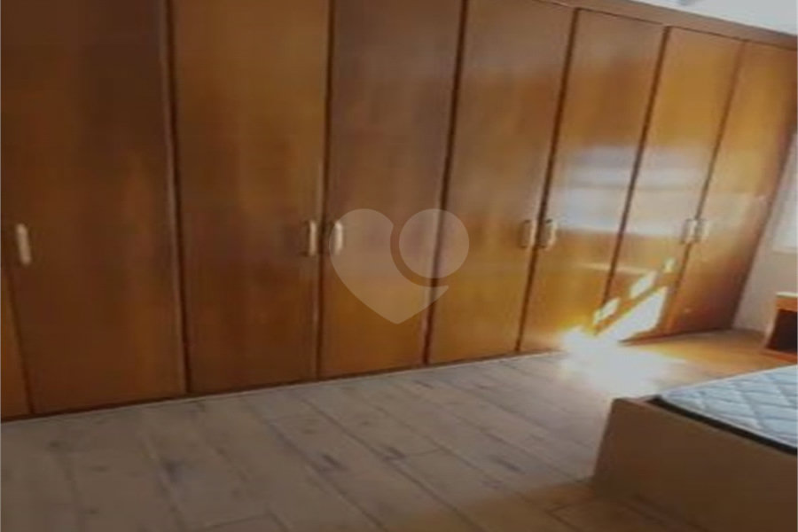 Casa à venda com 4 quartos, sendo 2 suítes,  no condomínio Res Jardim Itatinga, São Paulo - SP