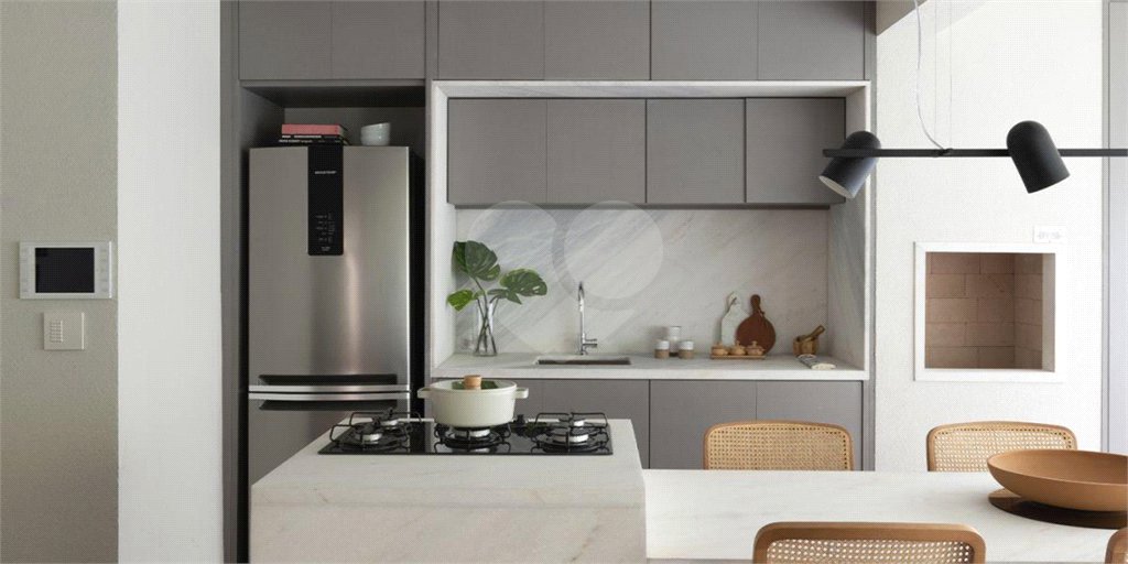 Apartamento à venda com 2 suítes em Campo Belo, São Paulo, SP