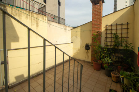 Casa à venda com 3 quartos, sendo 1 suíte, em Chácara Inglesa, São Paulo, SP