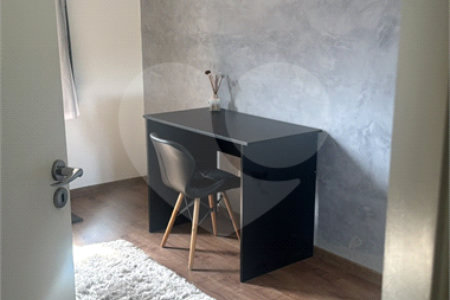 Apartamento à venda com 2 quartos em Vila Nossa Senhora Aparecida, São Roque, SP
