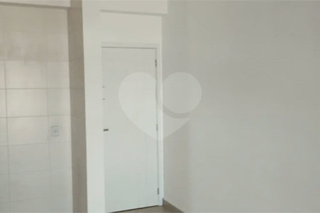 Apartamento à venda com 2 quartos, sendo 1 suíte, em Vila Macia, Itapetininga, SP