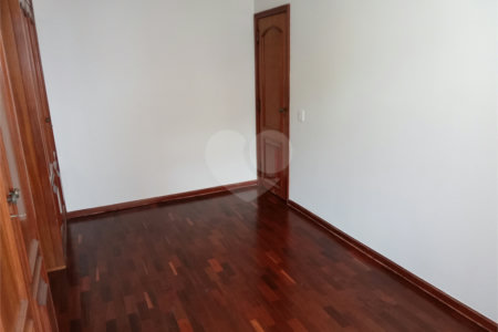 Apartamento à venda com 4 quartos, sendo 1 suíte, em Tijuca, Rio de Janeiro, RJ