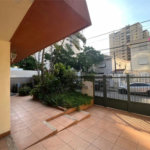 Casa com 5 dormitórios para alugar, 250 m² por R$ 10.630,00 - Ponta da Praia - Santos/SP