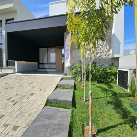 Casa à venda com 3 suítes no condomínio Residencial Dona Maria Candida, Indaiatuba - SP