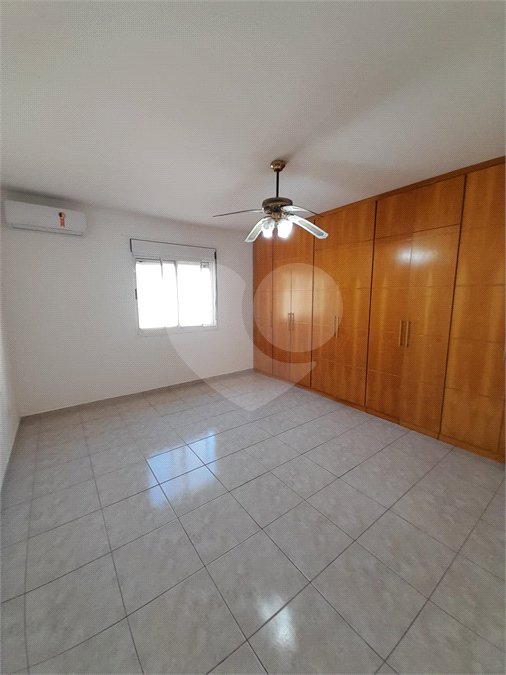 Casa à venda com 5 quartos, sendo 3 suítes,  no condomínio Estância Marambaia, Vinhedo - SP