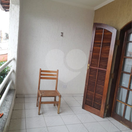 Sobrado à venda com 3 quartos em Vila Giordano, São Paulo, SP
