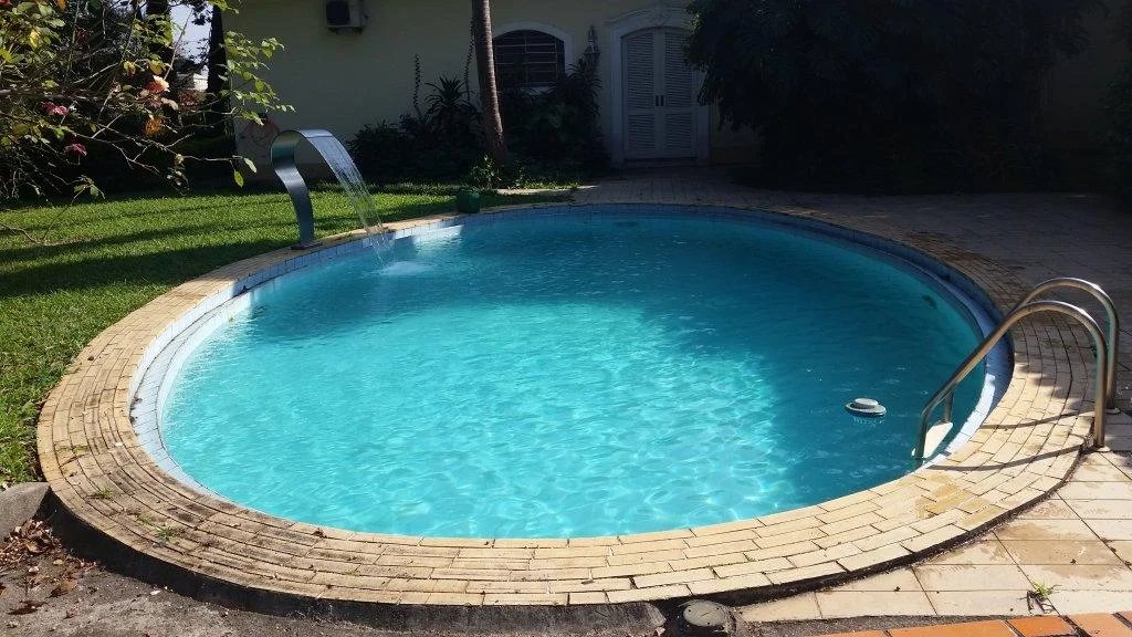 Casa à venda com 3 quartos, sendo 1 suíte, em Butantã, São Paulo, SP