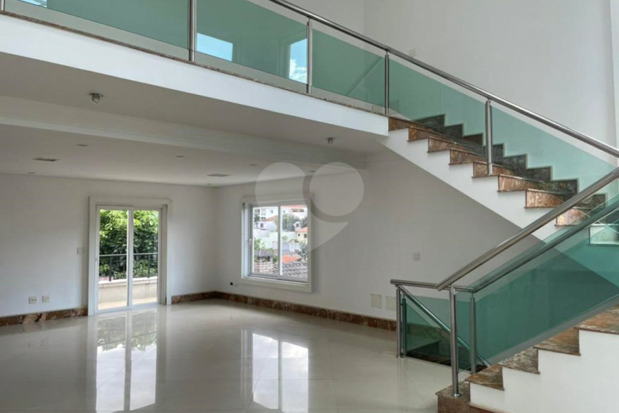 Casa à venda com 3 suítes no condomínio Quinta de Santo Antônio, São Paulo - SP