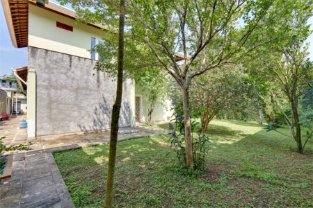 Casa à venda ou para alugar com 4 suítes em Alto da Boa Vista, São Paulo, SP