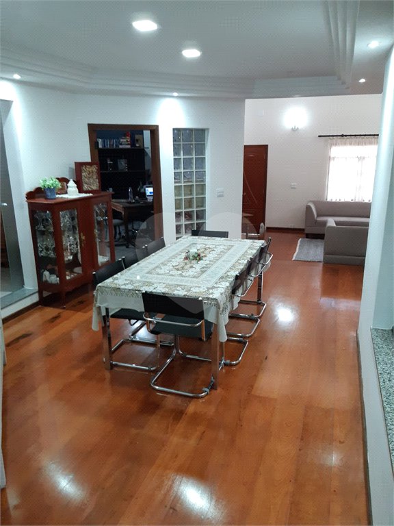Casa à venda com 3 suítes no condomínio Jardim Altos de Suzano, Suzano - SP