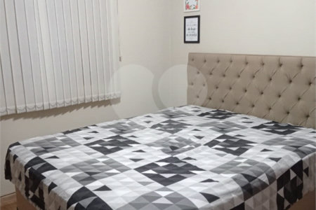 Apartamento com 2 dormitórios