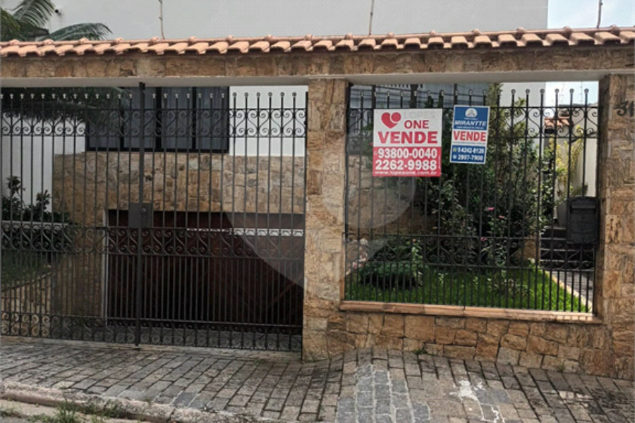 Sobrado à venda com 4 quartos, sendo 1 suíte, em Tremembé, São Paulo, SP