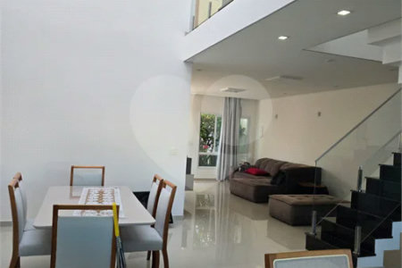 Casa á Venda 185m², 3 quartos- Residencial Solaris- Mogi das Cruzes