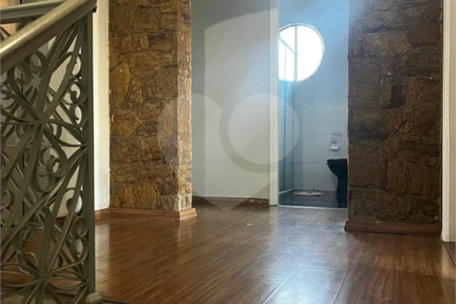 Sobrado à venda com 4 quartos, sendo 2 suítes, em Tremembé, São Paulo, SP