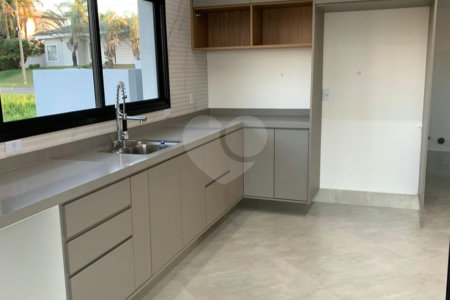 Casa à venda com 3 suítes no condomínio Village Ipanema I, Araçoiaba da Serra - SP