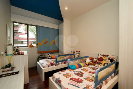 Apartamento à venda com 4 quartos, sendo 1 suíte, em Tijuca, Rio de Janeiro, RJ
