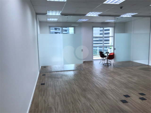 Sala à venda em Chácara Santo Antônio, São Paulo, SP