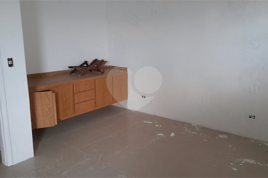 Casa Térrea à venda com 4 quartos, sendo 1 suíte, em Vila Guilherme, São Paulo, SP