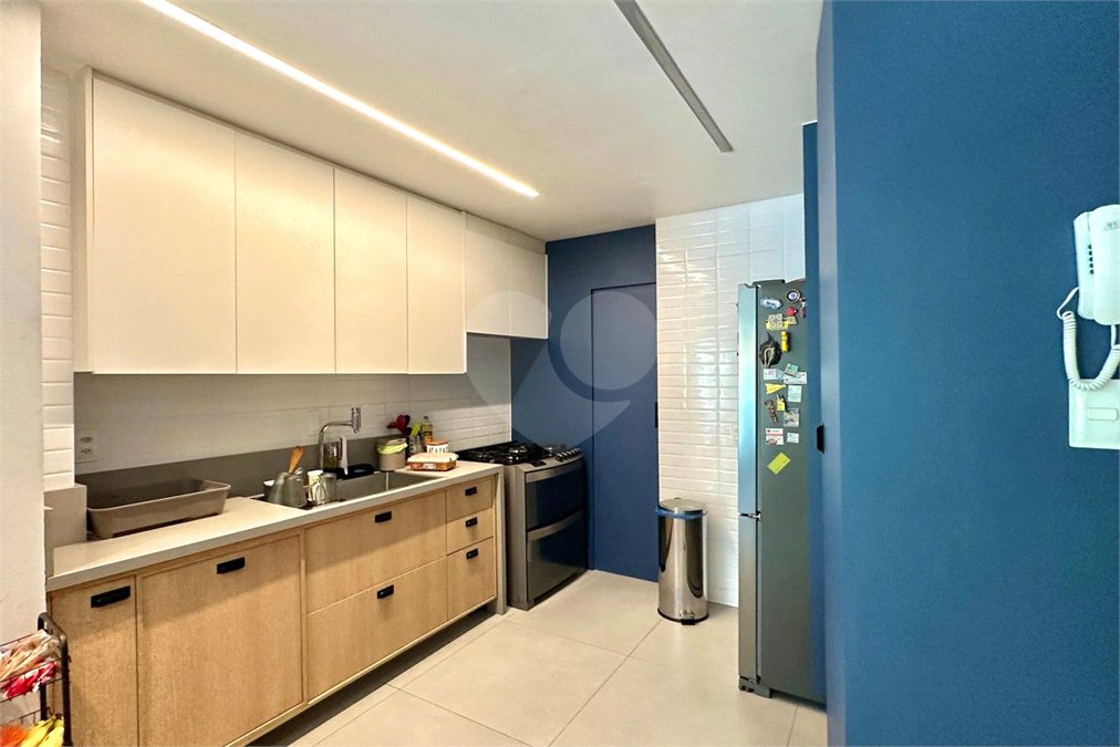 Apartamento à venda com 3 quartos, sendo 1 suíte, em Lagoa, Rio de Janeiro, RJ