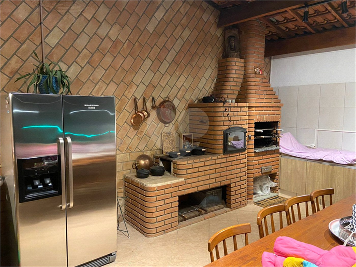 Casa à venda com 4 quartos, sendo 2 suítes, no condomínio Jardim do Ribeirão II, Itupeva - SP