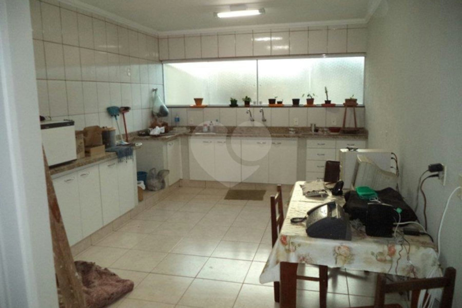 Sobrado para alugar com 4 quartos, sendo 3 suítes,  em Tremembé, São Paulo, SP