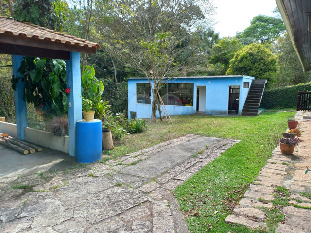 Casa à venda com 3 quartos, sendo 1 suíte,  no condomínio Parque do Alto, Caieiras - SP