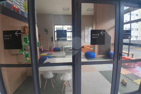 Apartamento à venda ou para alugar com 1 quarto em Cerqueira César, São Paulo, SP