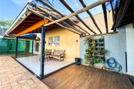 Casa à venda com 3 quartos, sendo 1 suíte, em Jardim Paranapunga, Três Lagoas, MS