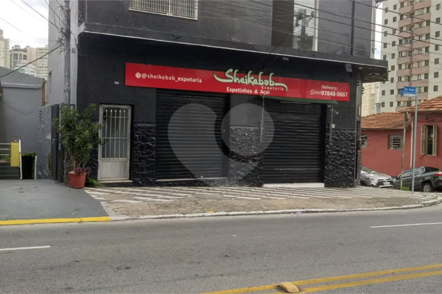 Prédio inteiro à venda em Santana, São Paulo, SP