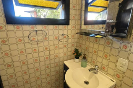 Casa à venda com 5 quartos, sendo 4 suítes, em Parque Maria Helena, São Paulo, SP