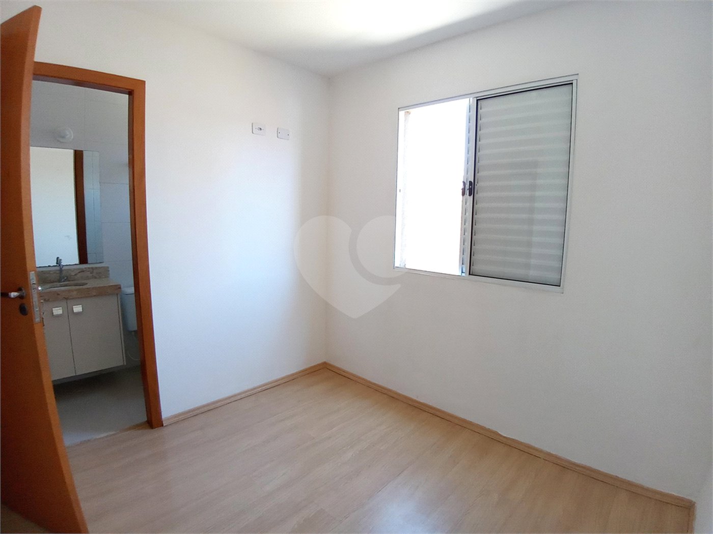 Casa à venda com 2 suítes no condomínio Residencial Vista Vila Guilherme, São Paulo - SP