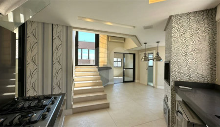 Triplex à venda com 4 quartos, sendo 1 suíte,  no Centro, Piracicaba, SP