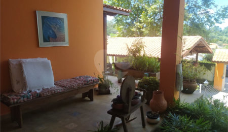 Casa à venda com 3 suítes em Alto da Serra (mailasqui), São Roque, SP