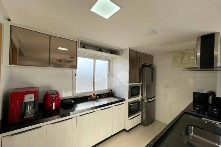 Duplex à venda com 3 suítes em Caiçara, Praia Grande, SP