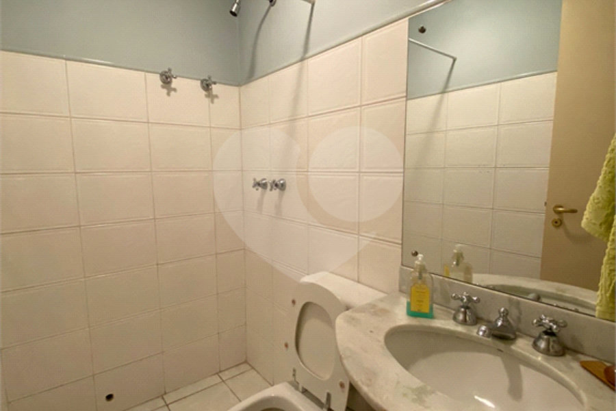 Sobrado à venda com 3 quartos, sendo 1 suíte, em Jabaquara, São Paulo, SP