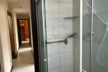 Apartamento à venda com 4 quartos, sendo 1 suíte, em Tijuca, Rio de Janeiro, RJ