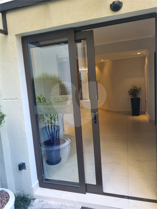 Apartamento à venda com 2 quartos em Parque Maria Domitila, São Paulo, SP