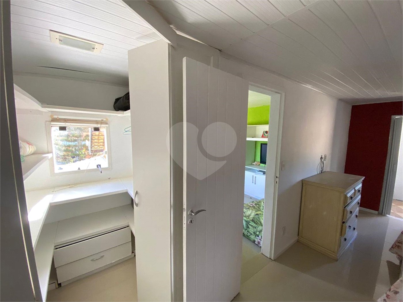 Casa em condomínio à venda com 5 quartos, sendo 4 suítes, em Praia Rasa, Armação dos Búzios, RJ
